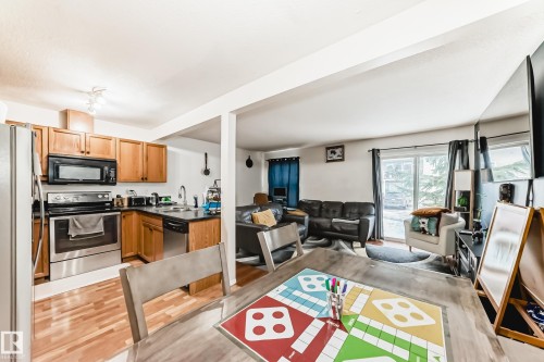 #38 150 Edwards Dr Sw, Edmonton, AB - Indoor Photo Showing Other Room