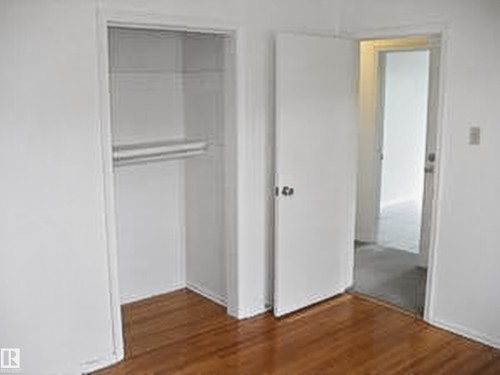 13007 / 13009 111 Avenue, Edmonton, AB - Indoor Photo Showing Other Room