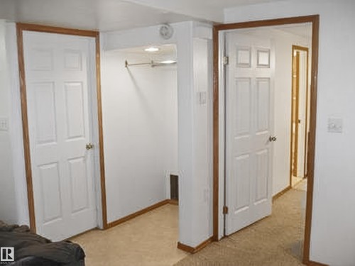 13007 / 13009 111 Avenue, Edmonton, AB - Indoor Photo Showing Other Room