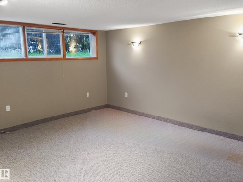 13007 / 13009 111 Avenue, Edmonton, AB - Indoor Photo Showing Other Room