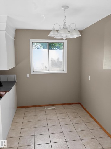 13007 / 13009 111 Avenue, Edmonton, AB - Indoor