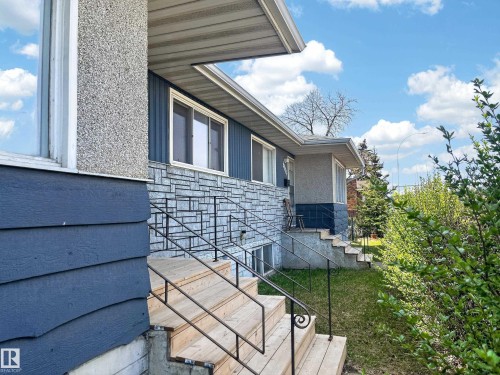 13007 / 13009 111 Avenue, Edmonton, AB - Outdoor