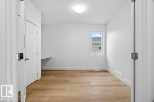 10637 68 Avenue, Edmonton, AB - Indoor Photo Showing Other Room