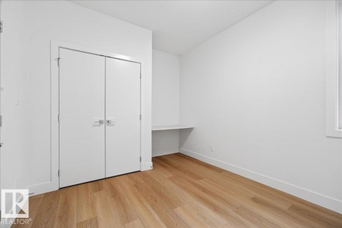 10637 68 Avenue, Edmonton, AB - Indoor Photo Showing Other Room
