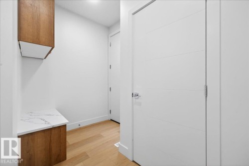 10637 68 Avenue, Edmonton, AB - Indoor Photo Showing Other Room