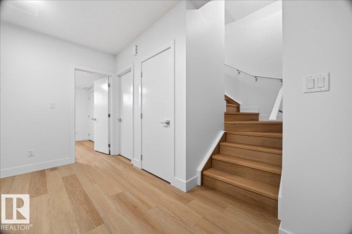 10637 68 Avenue, Edmonton, AB - Indoor Photo Showing Other Room
