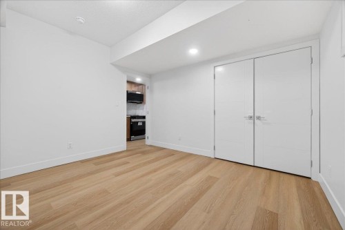 10637 68 Avenue, Edmonton, AB - Indoor Photo Showing Other Room