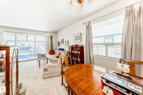 12237 135 Street, Edmonton, AB - Indoor