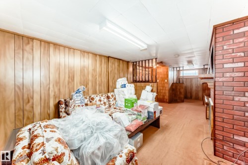 12237 135 Street, Edmonton, AB - Indoor Photo Showing Bedroom