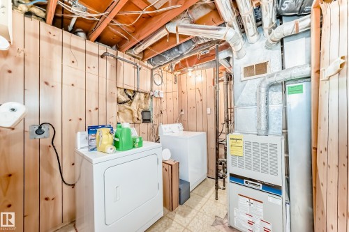 12237 135 Street, Edmonton, AB - Indoor Photo Showing Laundry Room