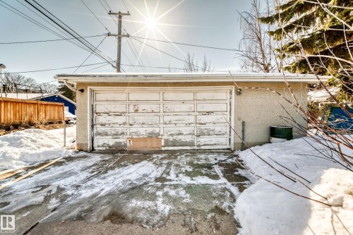 12237 135 Street, Edmonton, AB - Outdoor