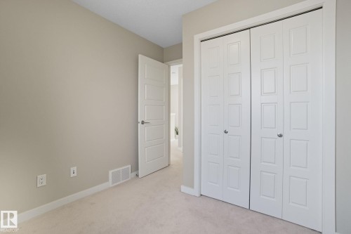 1604 33A Street, Edmonton, AB - Indoor Photo Showing Other Room