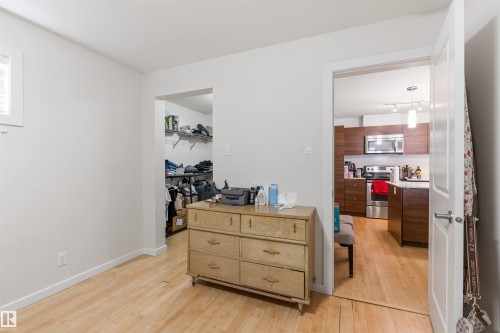 110 9517 160 Avenue, Edmonton, AB - Indoor
