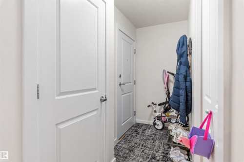 110 9517 160 Avenue, Edmonton, AB - Indoor Photo Showing Other Room