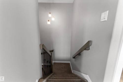 8729 Carson Way, Edmonton, AB - Indoor Photo Showing Other Room