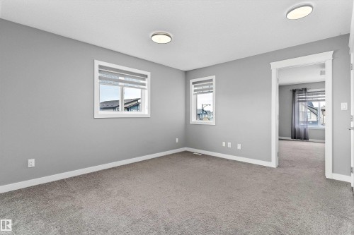 8729 Carson Way, Edmonton, AB - Indoor Photo Showing Other Room