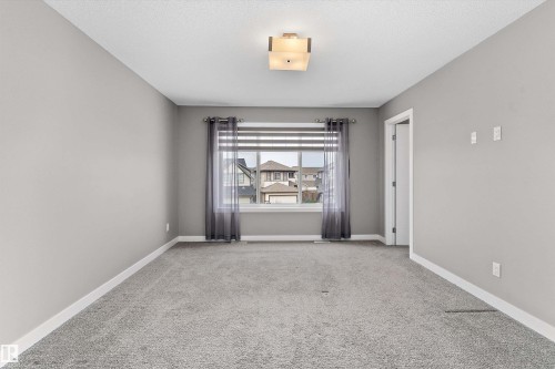 8729 Carson Way, Edmonton, AB - Indoor Photo Showing Other Room