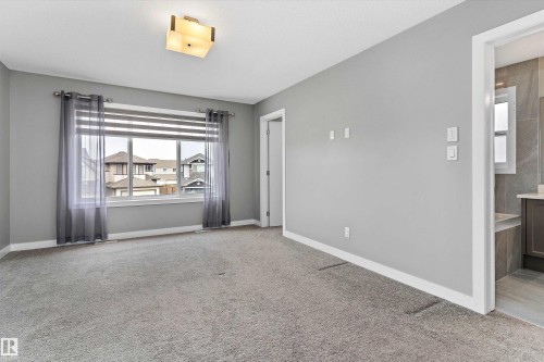 8729 Carson Way, Edmonton, AB - Indoor Photo Showing Other Room