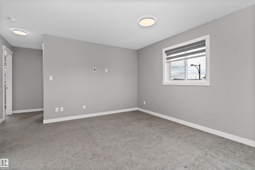 8729 Carson Way, Edmonton, AB - Indoor Photo Showing Other Room