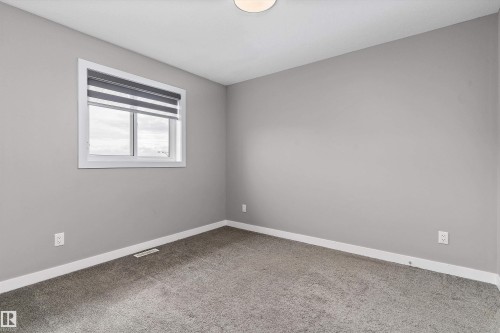8729 Carson Way, Edmonton, AB - Indoor Photo Showing Other Room