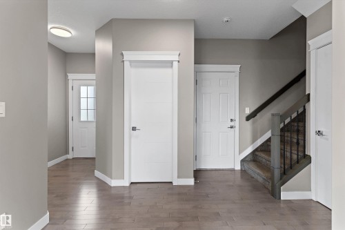 8729 Carson Way, Edmonton, AB - Indoor Photo Showing Other Room
