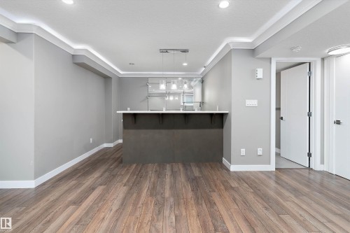 8729 Carson Way, Edmonton, AB - Indoor Photo Showing Other Room