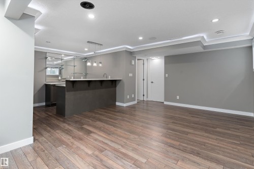 8729 Carson Way, Edmonton, AB - Indoor Photo Showing Other Room