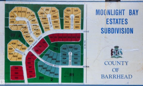 Subdivision Plot Map. Illustrating the layout of the Moonlight Bay Estates Subdivision in the County of Barrhead - 307 Willow Place, Rural Barrhead County, AB 