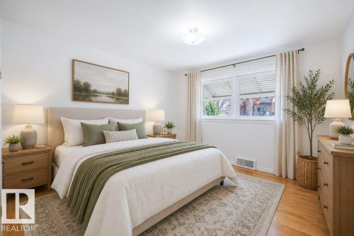 9276 86 Street, Edmonton, AB - Indoor Photo Showing Bedroom