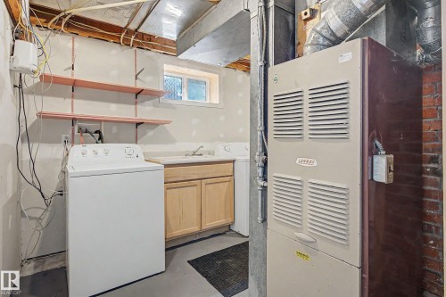 9276 86 Street, Edmonton, AB - Indoor