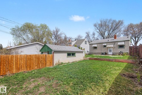 9276 86 Street, Edmonton, AB - Outdoor