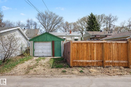 9276 86 Street, Edmonton, AB - Outdoor