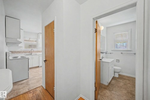 9276 86 Street, Edmonton, AB - Indoor Photo Showing Kitchen