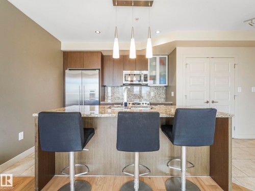 801 10388 105 Street, Edmonton, AB - Indoor