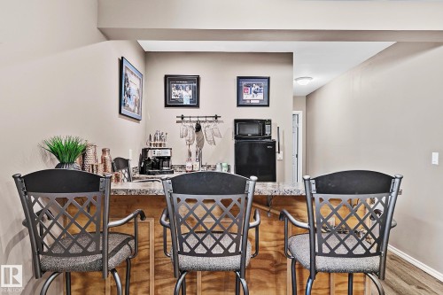 98 Hewitt Circle, Spruce Grove, AB - Indoor Photo Showing Office