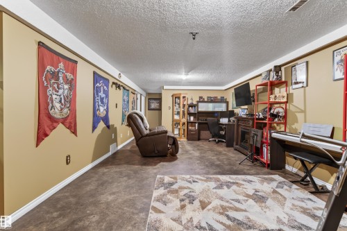 2012 2 Avenue, Cold Lake, AB - Indoor Photo Showing Other Room