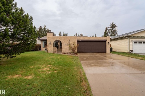 2012 2 Avenue, Cold Lake, AB - Outdoor
