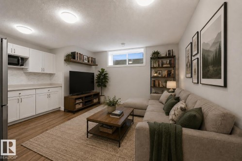 (Virtually Staged) - 11146 78 Avenue, Edmonton, AB - Indoor Photo Showing Living Room
