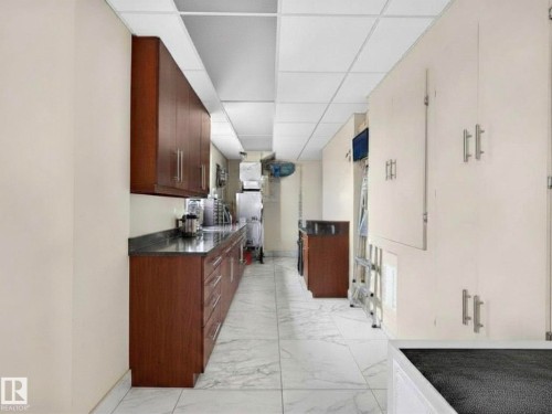 1601 10045 118 Street, Edmonton, AB - Indoor Photo Showing Other Room