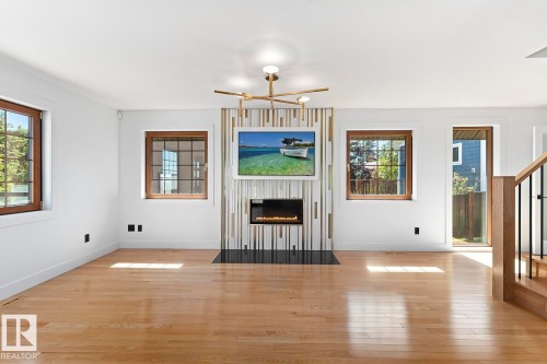 305 Lakeshore Drive, Cold Lake, AB - Indoor Photo Showing Other Room
