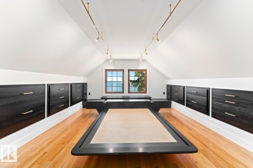 305 Lakeshore Drive, Cold Lake, AB - Indoor Photo Showing Other Room