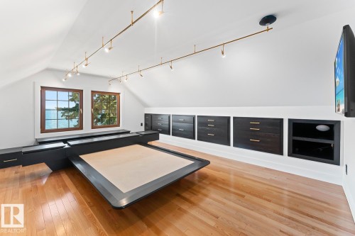 305 Lakeshore Drive, Cold Lake, AB - Indoor Photo Showing Other Room