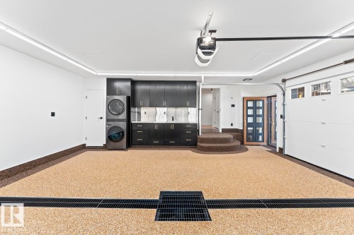 305 Lakeshore Drive, Cold Lake, AB - Indoor Photo Showing Garage