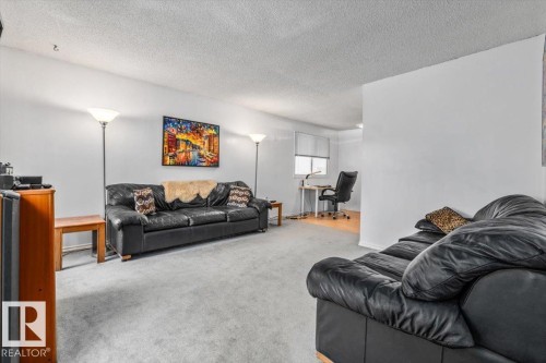 11428 79 Avenue, Edmonton, AB - Indoor Photo Showing Living Room