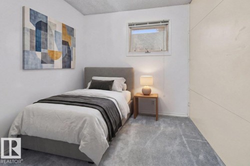 11428 79 Avenue, Edmonton, AB - Indoor Photo Showing Bedroom