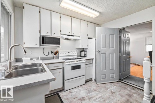 11428 79 Avenue, Edmonton, AB - Indoor Photo Showing Kitchen With Double Sink