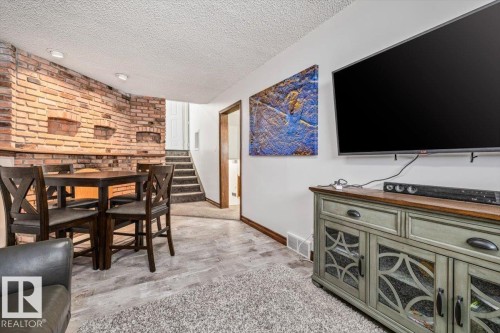 11428 79 Avenue, Edmonton, AB - Indoor Photo Showing Dining Room