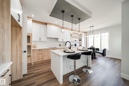 8808 183 Avenue, Edmonton, AB - Indoor Photo Showing Kitchen With Upgraded Kitchen