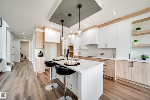8808 183 Avenue, Edmonton, AB - Indoor Photo Showing Kitchen With Upgraded Kitchen