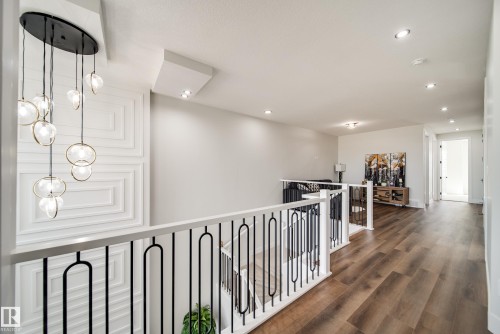 8808 183 Avenue, Edmonton, AB - Indoor Photo Showing Other Room